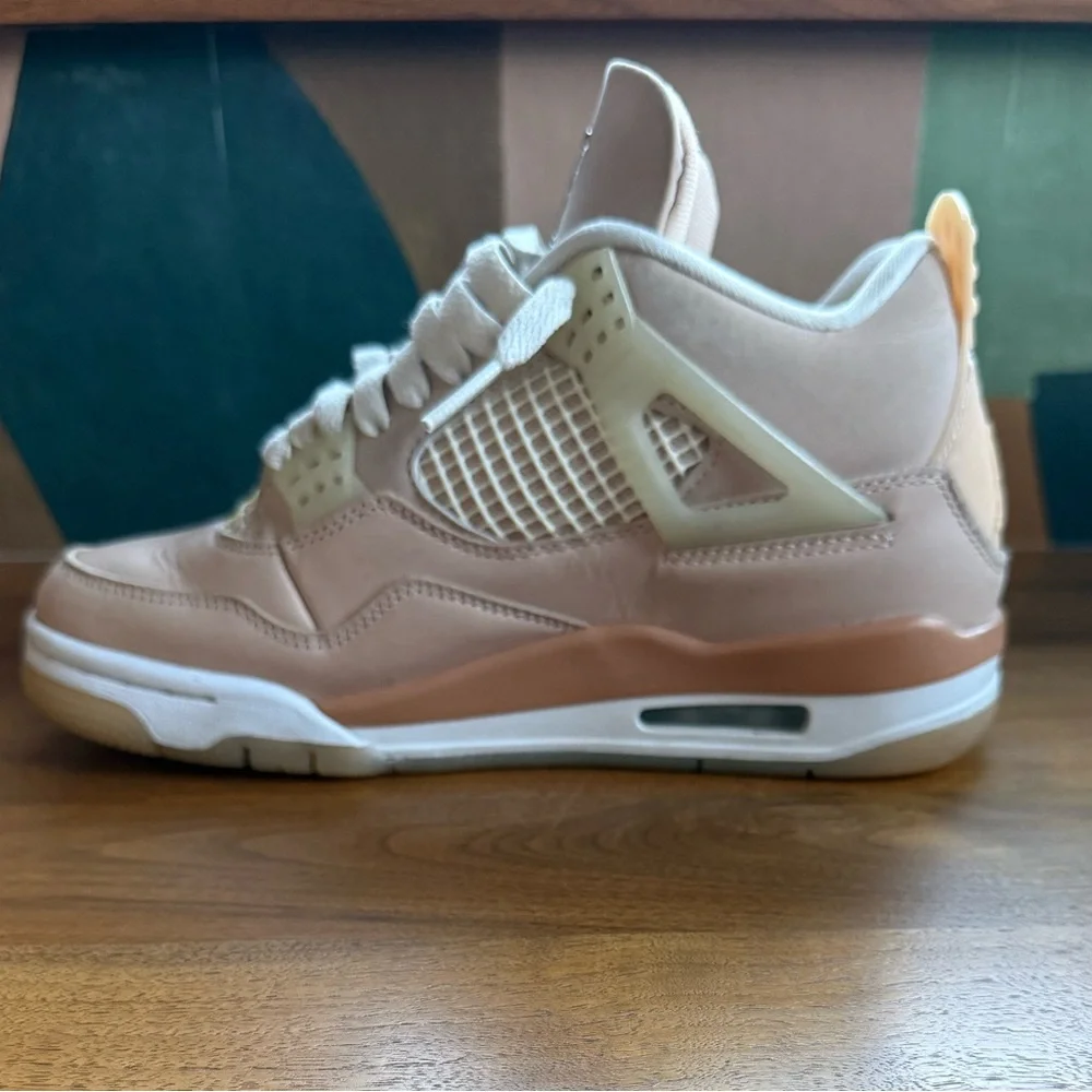 Air Jordan 4 Retro “SHIMMER” - Picture 2 of 8